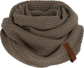 Knit Factory Coco Gebreide Colsjaal - Ronde Sjaal - Nekwarmer - Wollen Sjaal - Bruine Colsjaal - Dames sjaal - Heren sjaal - Unisex - Cappuccino - One Size