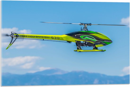WallClassics - Acrylglas - Geel Groene Helikopter bij Wolken - 75x50 cm Foto op Acrylglas (Met Ophangsysteem)