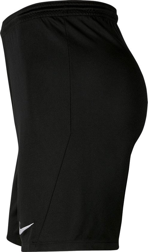 Vue de côté d'un short de sport Nike noir pour homme avec un logo Nike blanc.