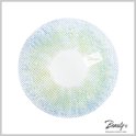 Een blauwgroene gekleurde contactlens, die lichtreflecties toont en een rasterpatroon heeft. "Beauty" logo op de lens.