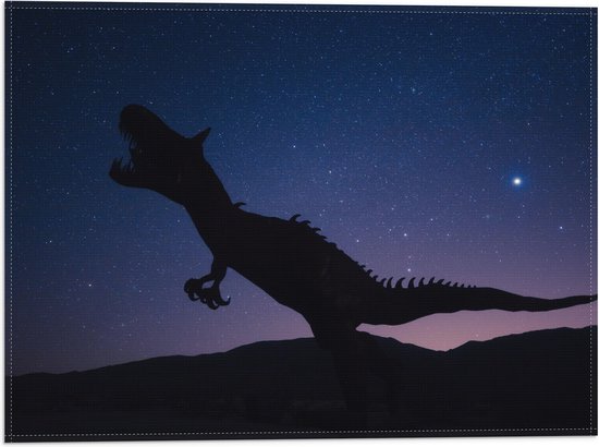 WallClassics - Vlag - Silhouette van een Dinosaurus in de Nacht - 40x30 cm Foto op Polyester Vlag
