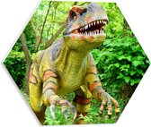 WallClassics - PVC Schuimplaat Hexagon  - Dinosaurus in het Bos - 40x34.8 cm Foto op Hexagon (Met Ophangsysteem)