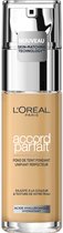 L’Oréal Paris - Accord Parfait Foundation - 6.5D/W  - Natuurlijk Dekkende Foundation met Hyaluronzuur en SPF 16 - 30 ml