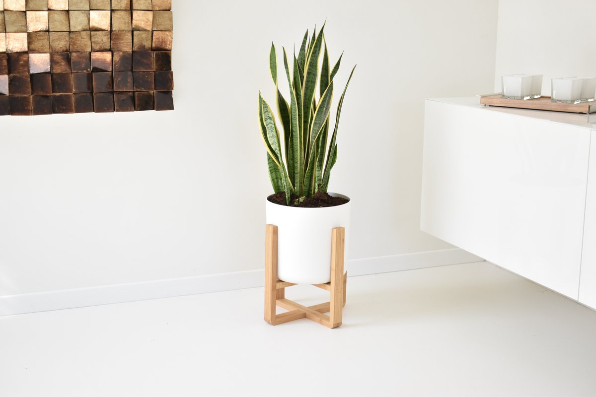 en.casa] Plantenstandaard Sastamala 78x32x32 cm wit en bamboe | premiumXL