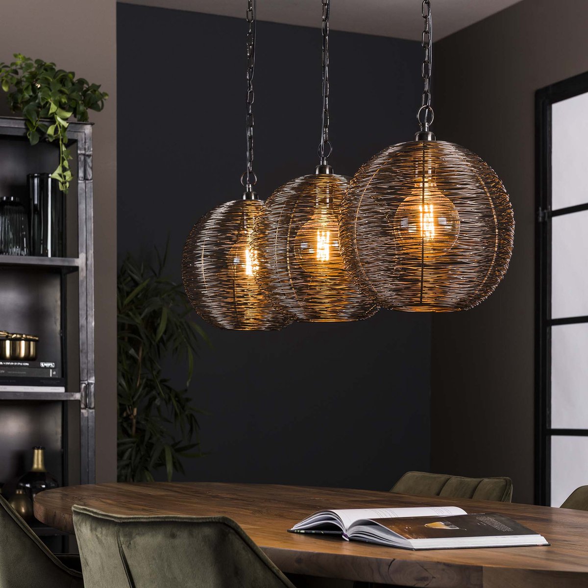 Open eettafellamp Reach | 3 lichts | zwart / bruin / brons | metaal | 98 cm breed | in hoogte verstelbaar tot 150 cm | eetkamer / eettafel lamp | modern / sfeervol design