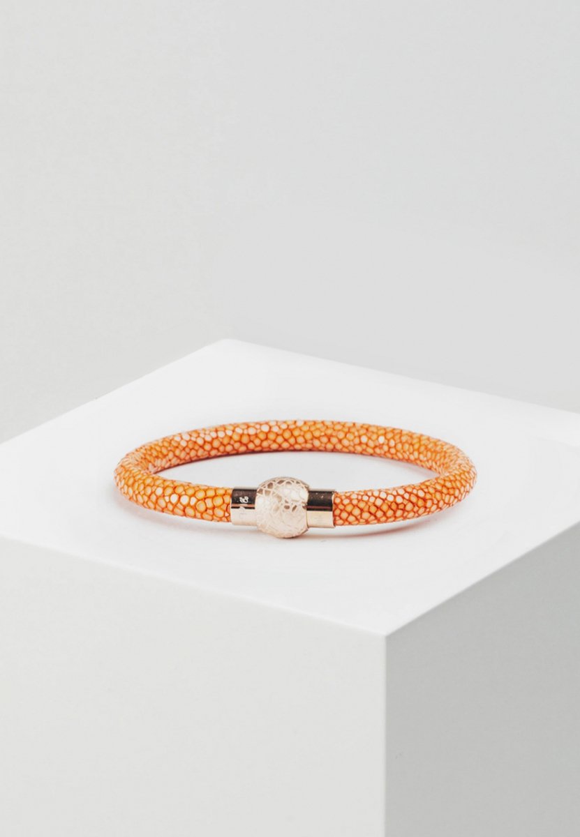 Black and Gold - Bracelets - Orange stingray | Orange