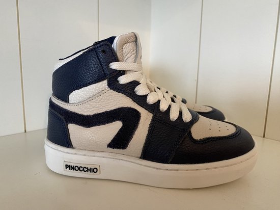 Pinocchio sneaker maat 26