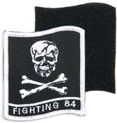 Embleem stof Fighting 84 skull met klittenband
