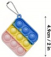 Pop it - Fidget - Sleutelhanger - vierkant regenboog