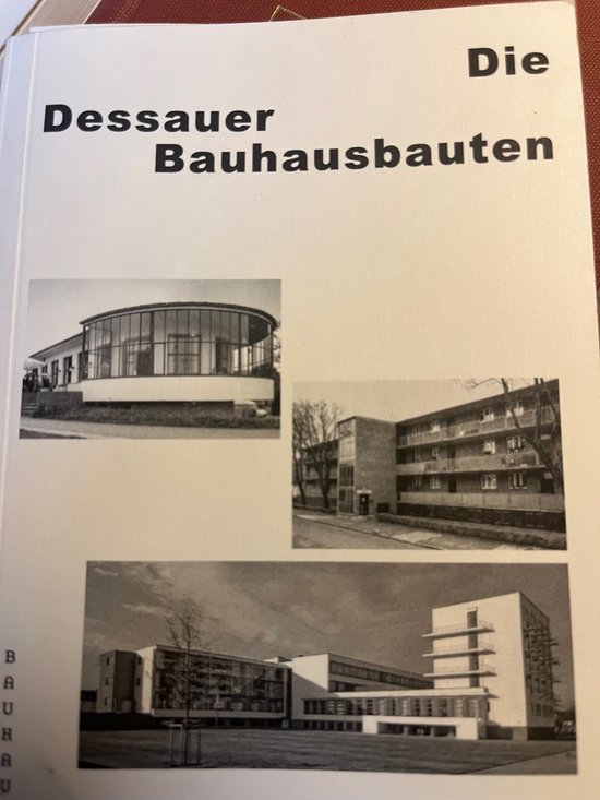 Die Dessauer Bauhausbauten - cover