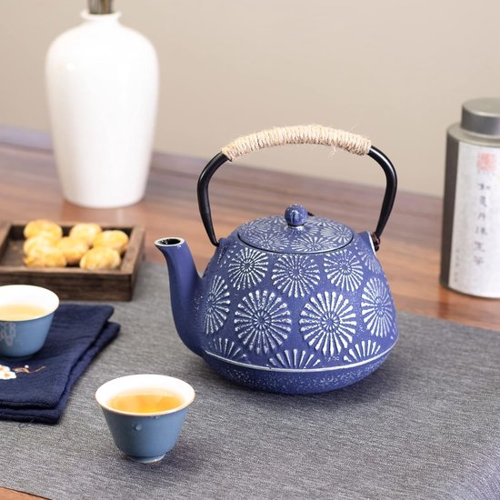 Théière Japonaise En Fonte Tetsubin 900 Ml – Noire Avec Infuseur Inox, Idéale Pour Thé En Feuilles Et Bien-Être