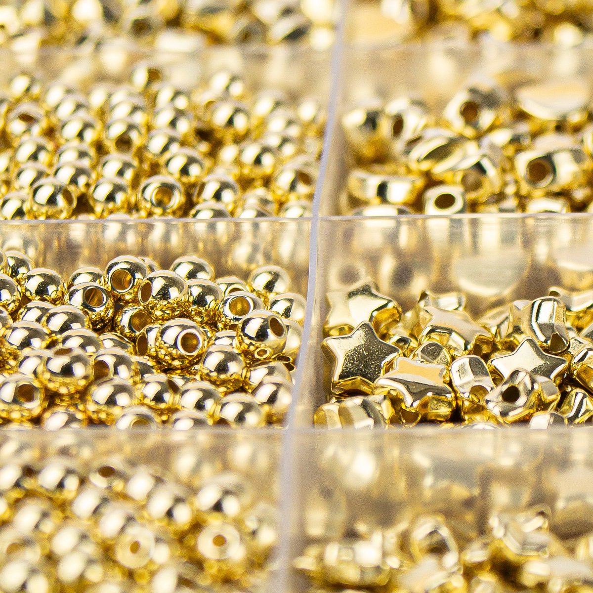 Kralen Set Goud voor Sieraden maken - Armbandjes - Telefoonkoord - Kralenset in Diverse Maten en Vormen in Handige Sorteerdoos - 3600 stuks - Goud Kleur — afbeelding 3