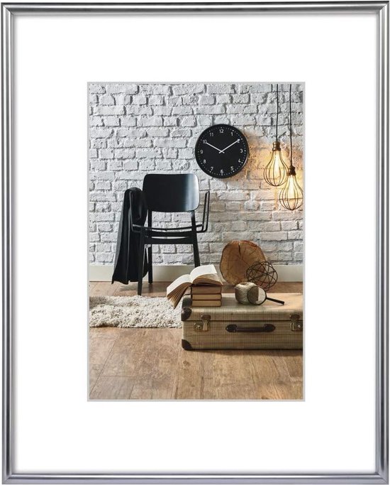 Fotolijst DIN A4 (21 x 29,7 cm), met papieren passe-partout 15 x 20 cm, breukbestendig kunststof glas, om op te hangen, zilver.