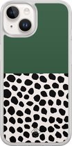 Casimoda® hoesje - Geschikt voor iPhone 14 - Green Polka - 2-in-1 case - Schokbestendig - Gestipt - Verhoogde randen - Groen, Transparant