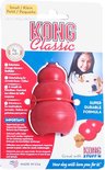 Verpakking van een rood KONG Classic hondenspeeltje, maat S, super duurzame formule.