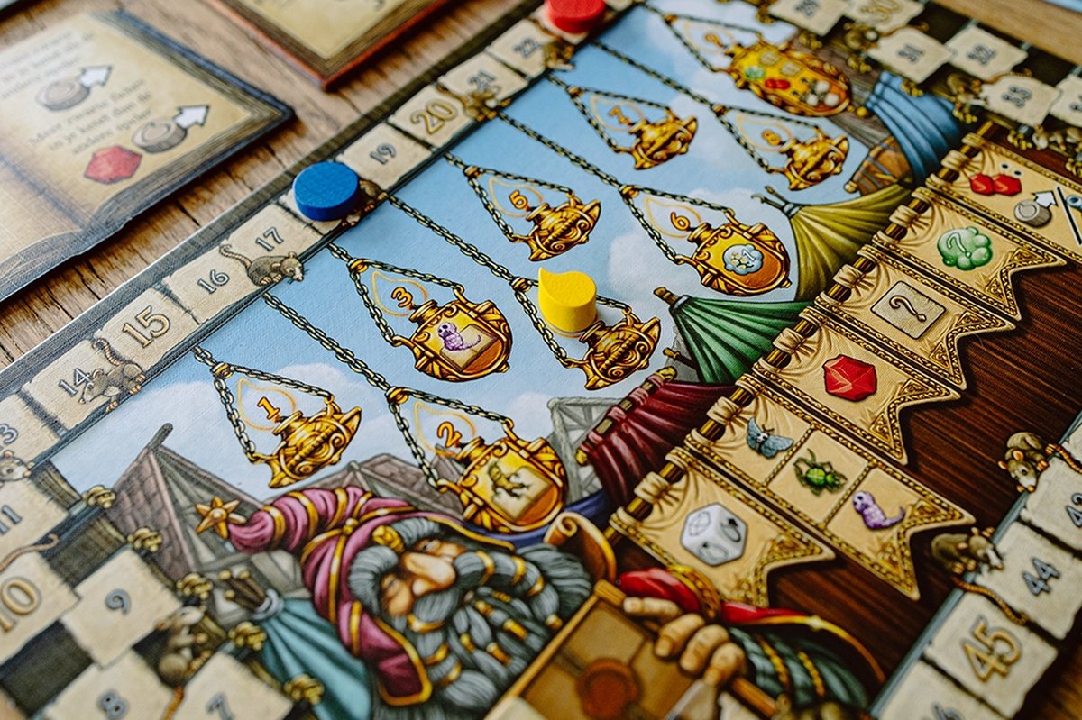 999 Games - De Kwakzalvers van Kakelenburg - Bordspel - Familiespel - Speel met z'n allen tegelijk! - Gezelschapsspel — afbeelding 17