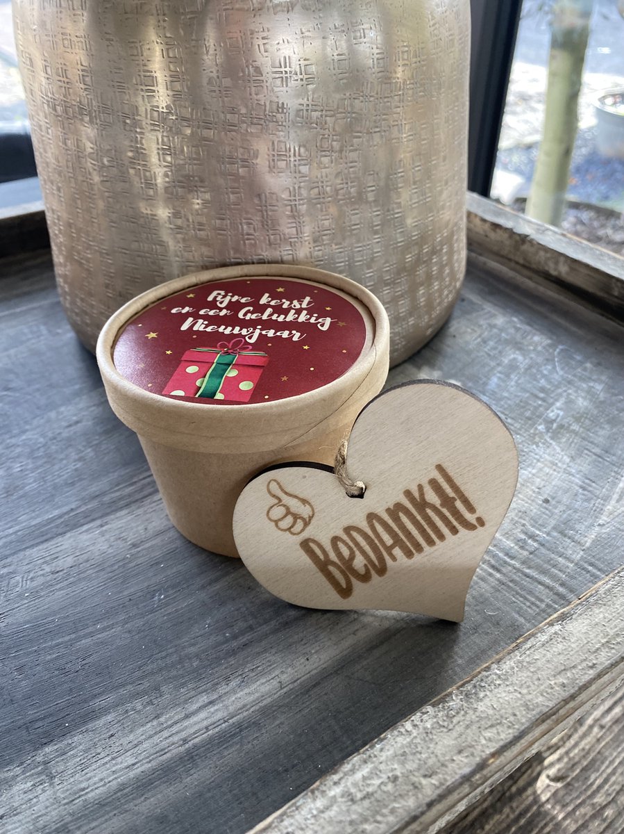 Creaties van Hier - Kerstpakket - Zeep in doosje met kerstwens (kleur) met houten hartje bedankt – foto 2