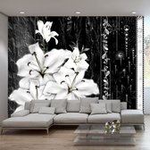 Fotobehangkoning - Behang - Vliesbehang - Fotobehang Lelies - Lelie Kunst - Bloemen - 300 x 210 cm