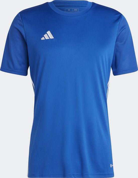 Blauw heren voetbalshirt met korte mouwen, witte accenten en Adidas logo op de borst.