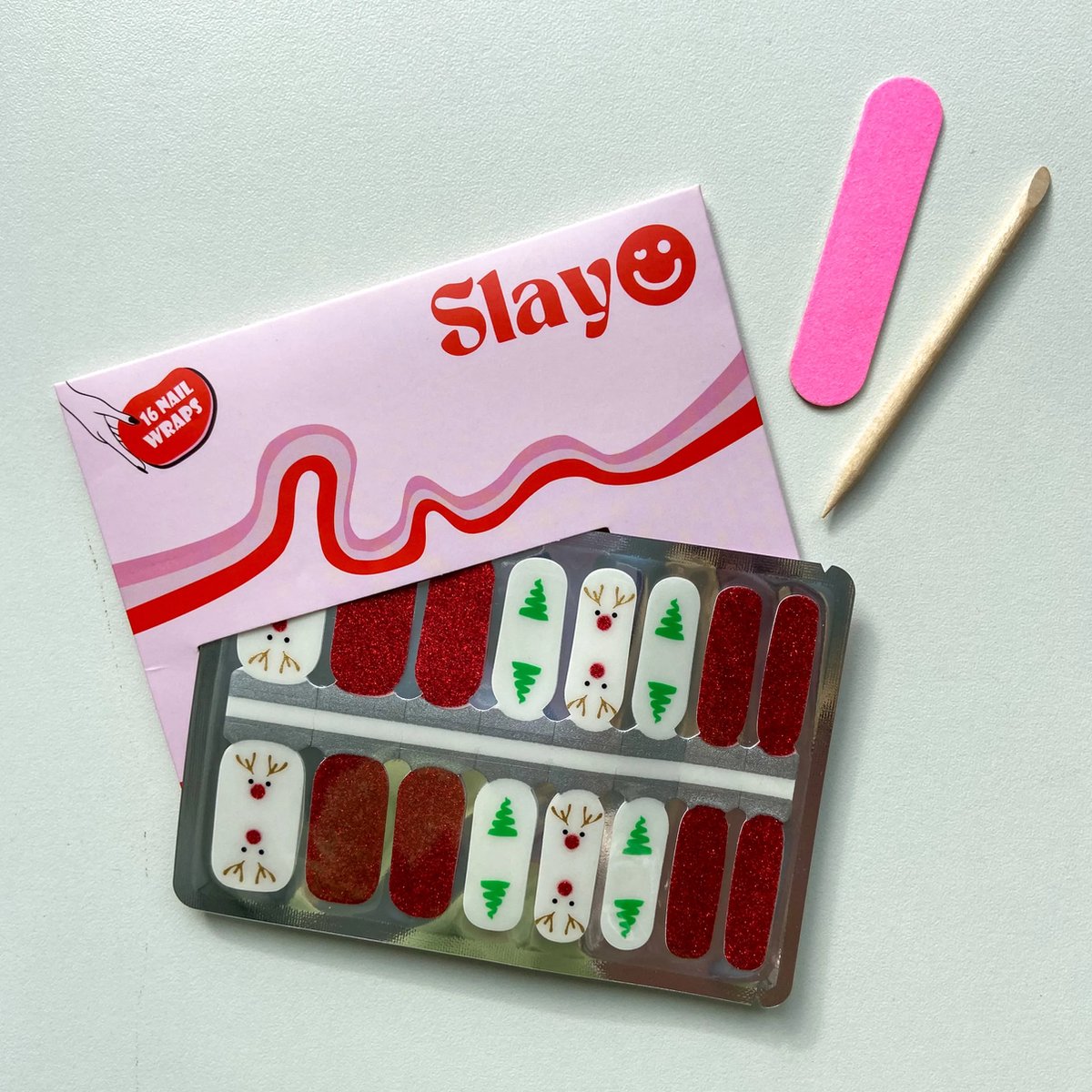 Goedkoopste Slayo® - Nagelstickers - Christmas Charm - Nail Wraps - Kerst Cadeau - Nail Art Stickers - GEEN lamp nodig - Kerst Nagels - Kerstboom cadeau