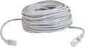 Grijze ethernetkabel van 30 meter, opgerold, met twee RJ45-connectoren.