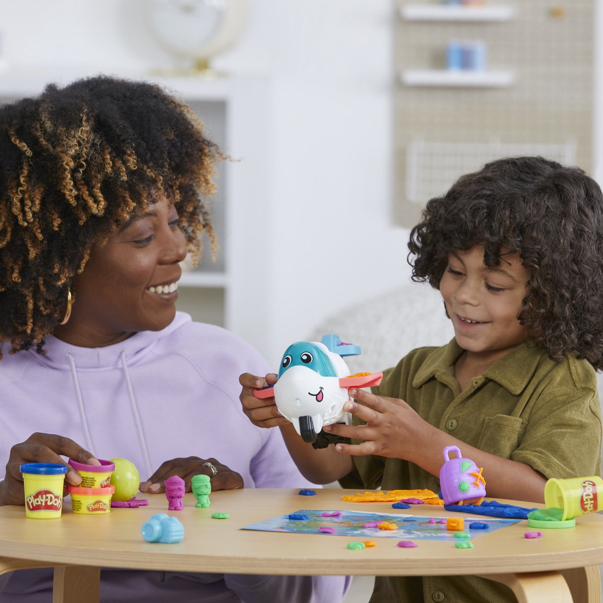 Play-Doh Airplane Explorer Starter Set - Boetseerklei - 4 Play-Doh potjes — afbeelding 16
