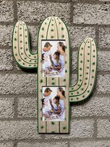 Decoratieve Wand Fotolijst Cactus - voor 2 foto's - hout & groen - hoogte 45 x 32 x 1 cm - Geschikt voor 2x 10x15 cm - Met ophanghaakjes - Decoratielijst - Woonaccessoires
