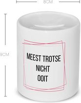 Akyol - meest trotse nicht ooit Spaarpot - Nicht - trotse nicht - verjaardagscadeau - verjaardag - cadeau - cadeautje voor nicht - nicht artikelen - kado - geschenk - gift - 350 ML inhoud