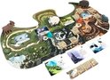 Everdell bordspel met een uitgebreid terrein en diverse speelkaarten en -figuren.