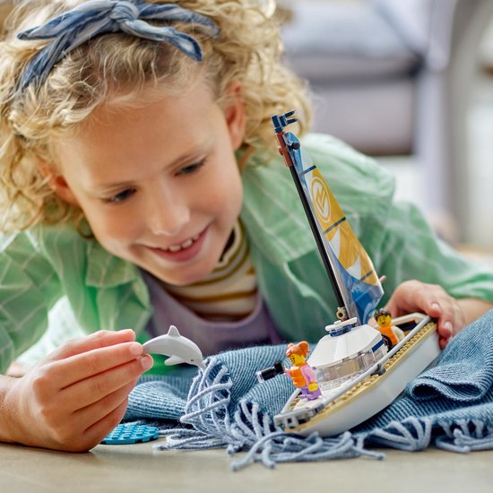 LEGO City Zeilboot 60438