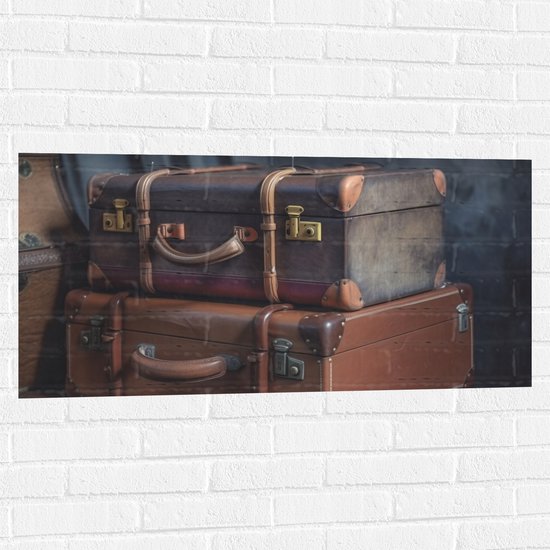 Muursticker - Koffers - Vakantie - Oud - Spullen - Reizen - 100x50 cm Foto op Muursticker