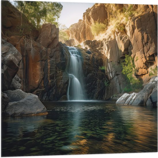 Vlag - Waterval - Water - Rotsen - Planten - Zon - 80x80 cm Foto op Polyester Vlag