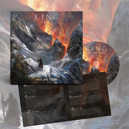 CD-hoes en CD met de titel 'KING - Fury and Death'. Afgebeeld is een bergachtig landschap met lava, en een figuur met een staf.