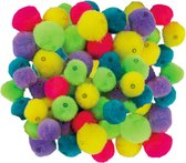 Pompons met buisje - 100x - gekleurd - 15-20 mm - hobby/knutsel materialen