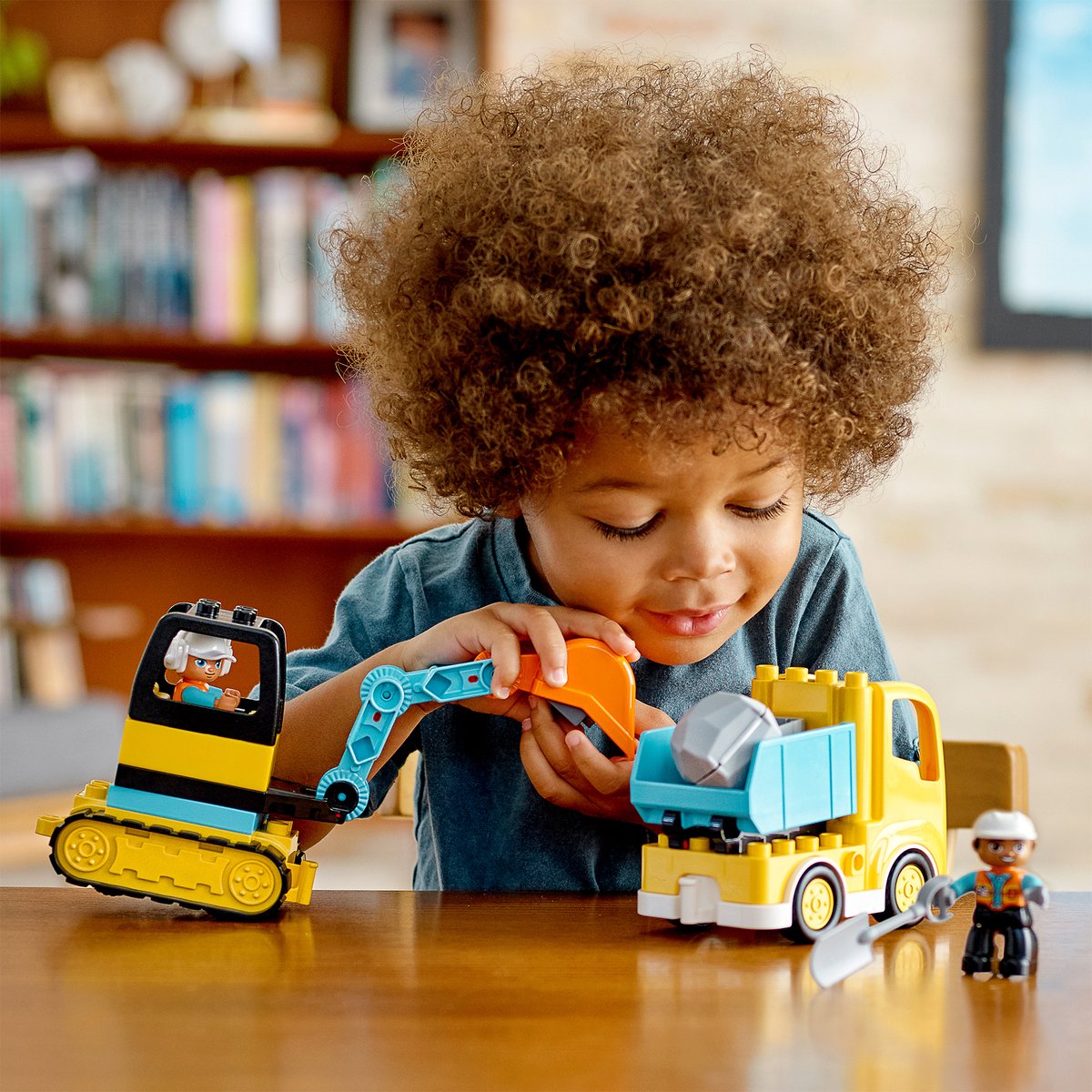LEGO DUPLO Truck & Graafmachine met rupsbanden - 20 stenen thumbnail 3