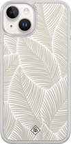 Casimoda® hoesje - Geschikt voor iPhone 14 - Palmy Leaves Beige - 2-in-1 case - Schokbestendig - Natuur - Verhoogde randen - Bruin/beige, Transparant
