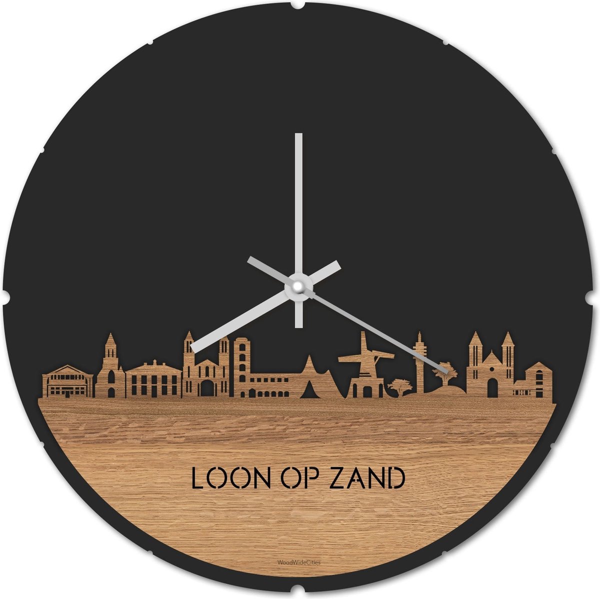 Skyline Klok Rond Loon op Zand Eikenhout - Ø 44 cm - Stil uurwerk - Wanddecoratie - Meer steden beschikbaar - Woonkamer idee - Woondecoratie - City Art - Steden kunst - Cadeau voor hem - Cadeau voor haar - Jubileum - Trouwerij - Housewarming -