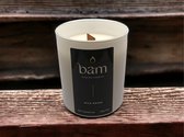 BAM kaarsen -Wilde Rozen geurkaars met houten wiek in een wit potje - op basis van zonnebloemwas - cadeautip - geschenk - vegan