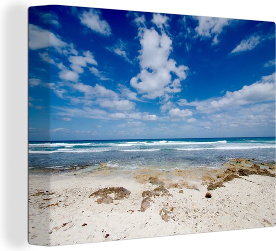 Canvas schilderij 160x120 cm - Wanddecoratie Blauwe lucht met wolken op strand van Isla Mujeres in Mexico - Muurdecoratie woonkamer - Slaapkamer decoratie - Kamer accessoires - Schilderijen