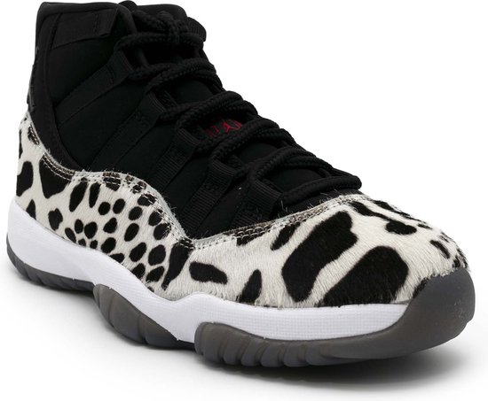 Sneakers Nike Jordan11 Animal Instint Zwart - Streetwear - Vrouwen