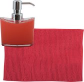 MSV badkamer droogloop mat/tapijtje - 40 x 60 cm - en zelfde kleur zeeppompje 260 ml - rood