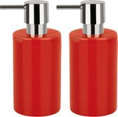 Pompe/distributeur de savon Spirella Sienna - 2x - rouge brillant - porcelaine - 16 x 7 cm - 300 ml