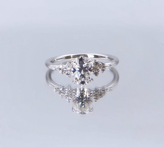Ovaline - Ring moissanite ovale en or rose 18 carats avec pierres latérales minimalistes - 1,5 carat