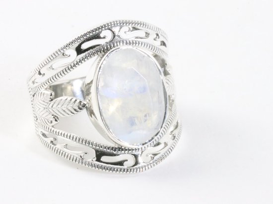 Opengewerkte zilveren ring met regenboog maansteen - maat 19