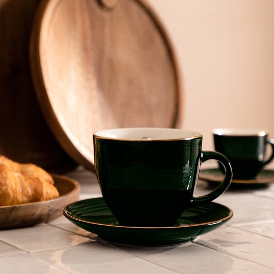 HOMLA Ellie minimalistische kop met schotel - koffiekop theekop koffie en thee en koffiemokset - groen met gouden decoratie van porselein 230 ml