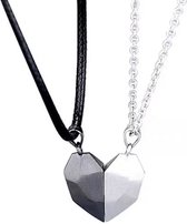 Ketting set met magneet - Valentijn cadeau - Magnetische ketting met hartjes - Romantisch - Koppel ketting - Vriendschap ketting