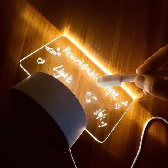 DiverseGoods Creatieve LED Nachtlampje met Berichtenbord - USB-Aangedreven Decoratieve Lamp met Pen voor Kinderen en Studenten