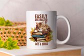 Mok Easily Distracted By Cats & Books - Cats - Gift - Cadeau - CatLovers - Meow - KittyLove - Katten - Kattenliefhebbers - Katjesliefde - Prrrfect