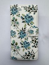 Geschikt voor Samsung Galaxy A52 boekhoesje met lichtblauwe bloemenprint - portemonnee hoesje met kaarthouder en magneetsluiting