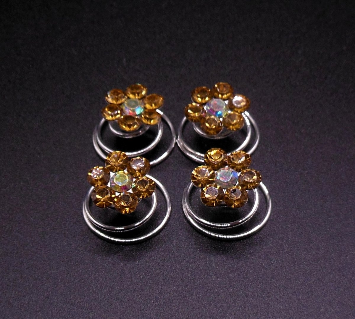 Curlies gouden bloem 6 blad met strass